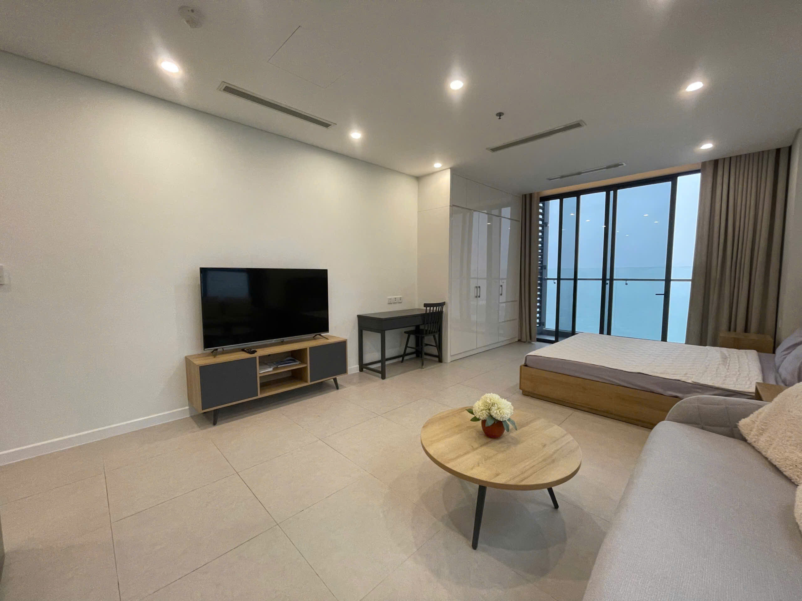 Scenia Bay Nha Trang Apartment for rent | Studio High view | 11 million